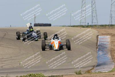 media/Apr-30-2022-CalClub SCCA (Sat) [[98b58ad398]]/Group 3/Race (Grapevine)/